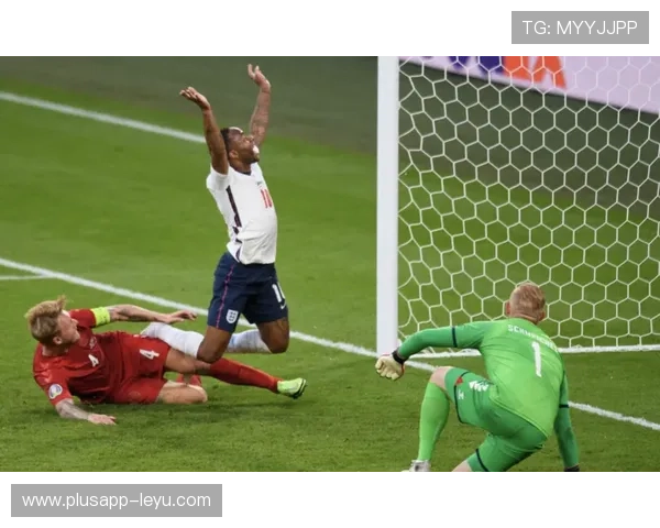 任意球距离的判定：防守球员须退后9.15米与常见例外