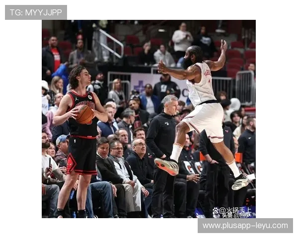 德罗赞关键中投拉开进攻空间 提升球队头号得分手效率